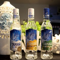俄罗斯原装进口塔奈湖牌伏特加 洋酒鸡尾酒烈酒 三种口味选择特价