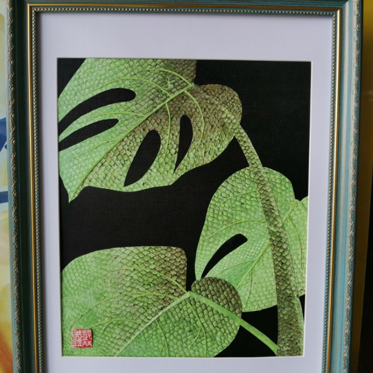 鱼皮画《生机》