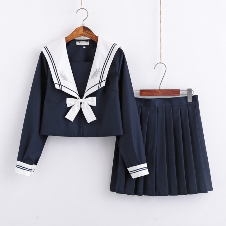 女孩校服