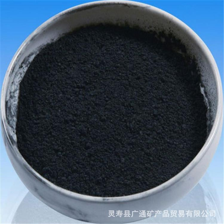 鳞片石墨