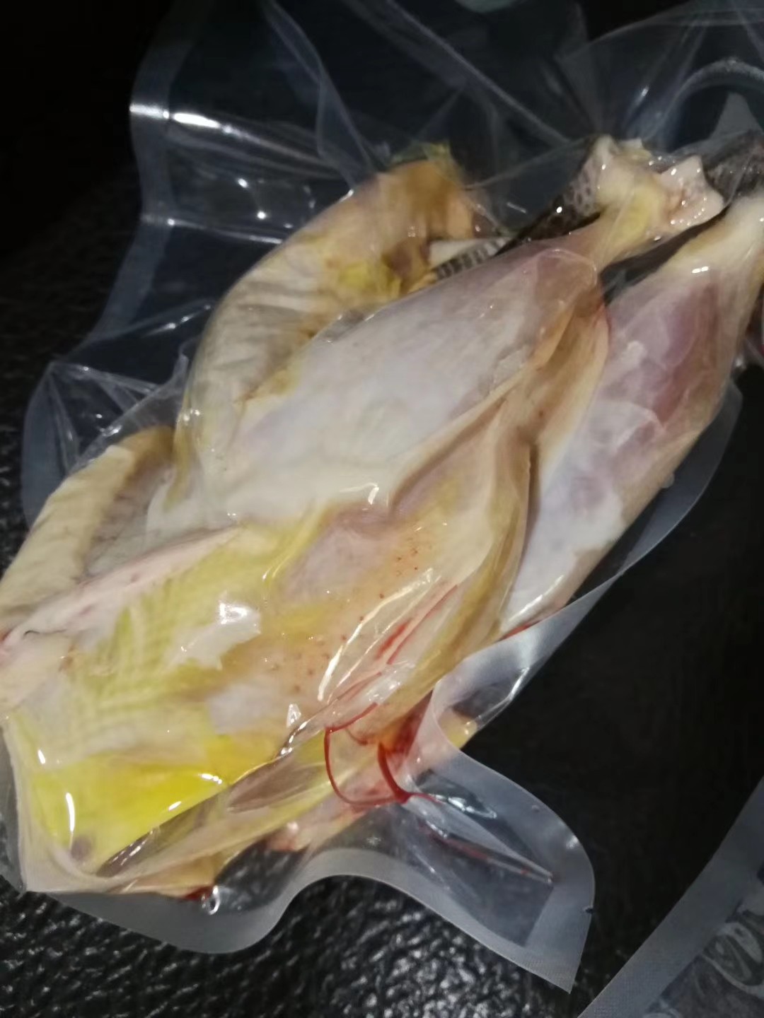 黑土笨鸡母鸡